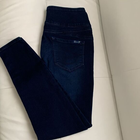 Seven7 Ultra High-Rise Pull On Jeans Style Leggings Size 6 - Picture 1 of 10